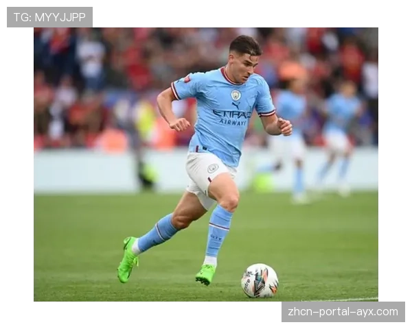 阿尔瓦雷斯接受专访,谈如何在曼城阵中适应多变的进攻角色